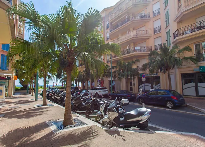 Grand 2p Face Avec Balcon, Parking, Piscine Et En Centre-ville A - Fr-1-196-284 * מנטון