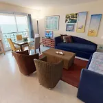 Grand 2p Face Avec Balcon, Parking, Piscine Et En Centre-ville A - Fr-1-196-284 Apartmán Menton