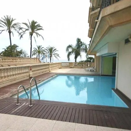 Apartment Grand 2p Face Avec Balcon, Parking, Piscine Et En Centre-ville A - Fr-1-196-284 *